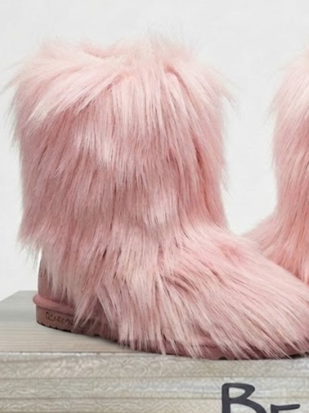 Bearpaw Sasha Pink Fur Wool Sheepskin Fur Boho Sherpa Chewbacca Boots 8 NEW